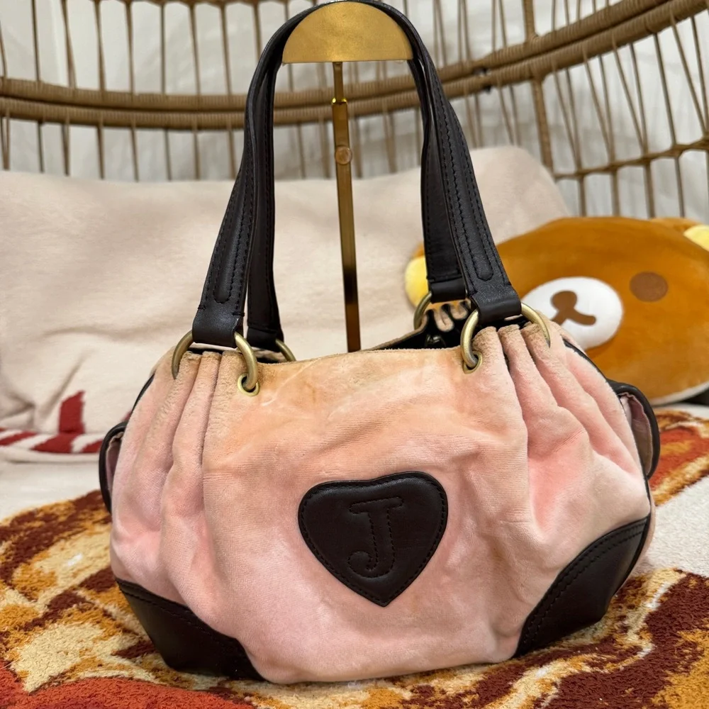 Juicy Couture Scottie Fluffy (2010) – Pink with Brown Trim - Picture 2 of 8
